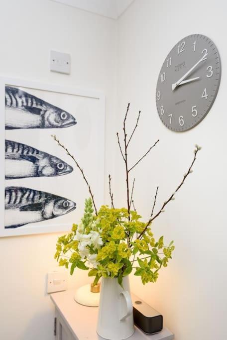 Bijou Coastal Apartment In Polperro With Hot Tub Onsite Parking Downhill Walk To Village 外观 照片