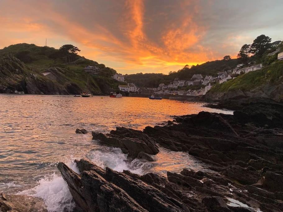 Bijou Coastal Apartment In Polperro With Hot Tub Onsite Parking Downhill Walk To Village 外观 照片
