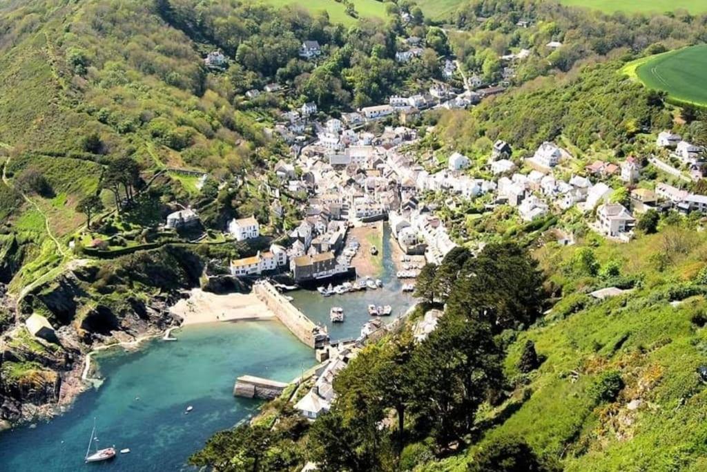 Bijou Coastal Apartment In Polperro With Hot Tub Onsite Parking Downhill Walk To Village 外观 照片